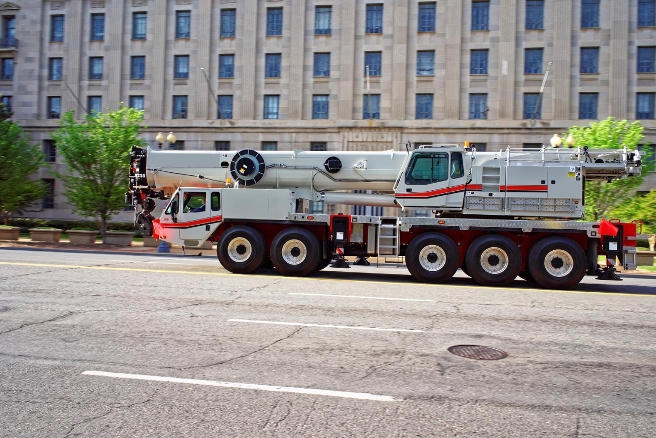 Read more about the article What Should You Tow In A Flatbed?