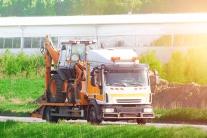 Read more about the article Heavy Equipment Towing: When Construction Machinery Breakdowns Halt Your Job Site