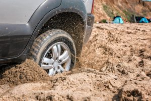 Read more about the article Mistakes to Avoid When Your Vehicle Gets Stuck Off-Road