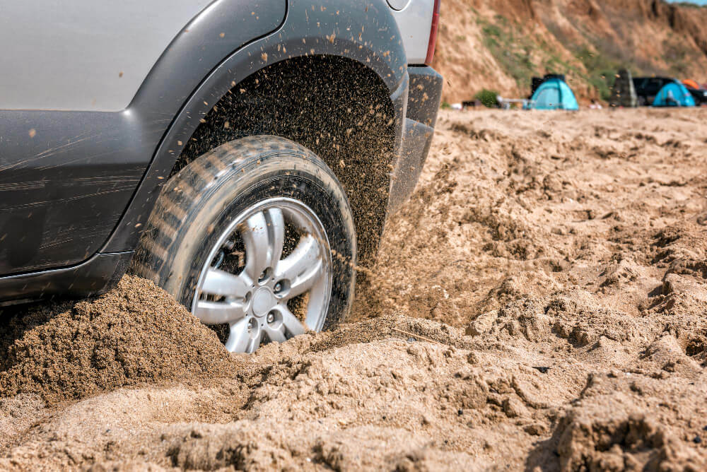You are currently viewing Mistakes to Avoid When Your Vehicle Gets Stuck Off-Road